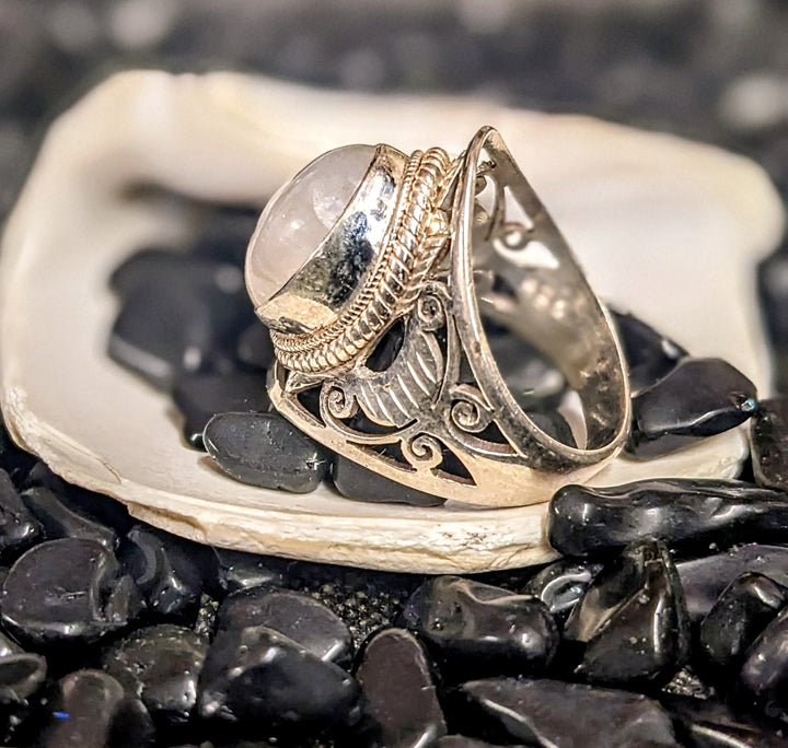 Beautiful Moonstone Ring - Floating Lotus