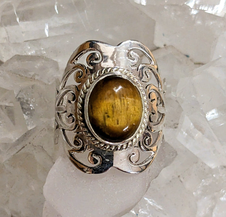 Captivating Tiger's Eye Ring - Floating Lotus