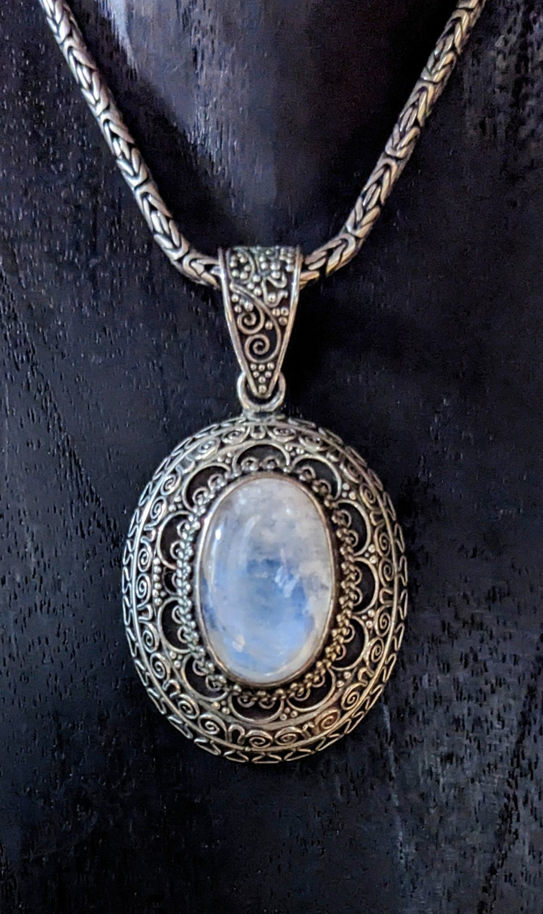 Exquisite Moonstone Harmony Pendant - Floating Lotus