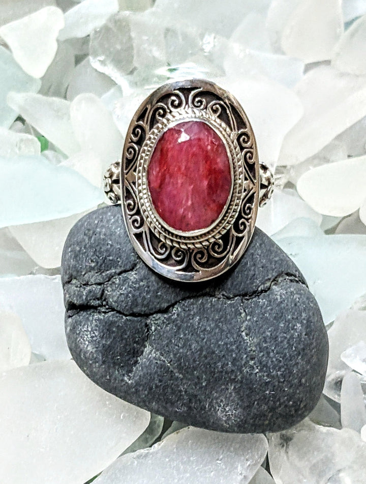 Exquisite Ruby Protection Ring - Floating Lotus