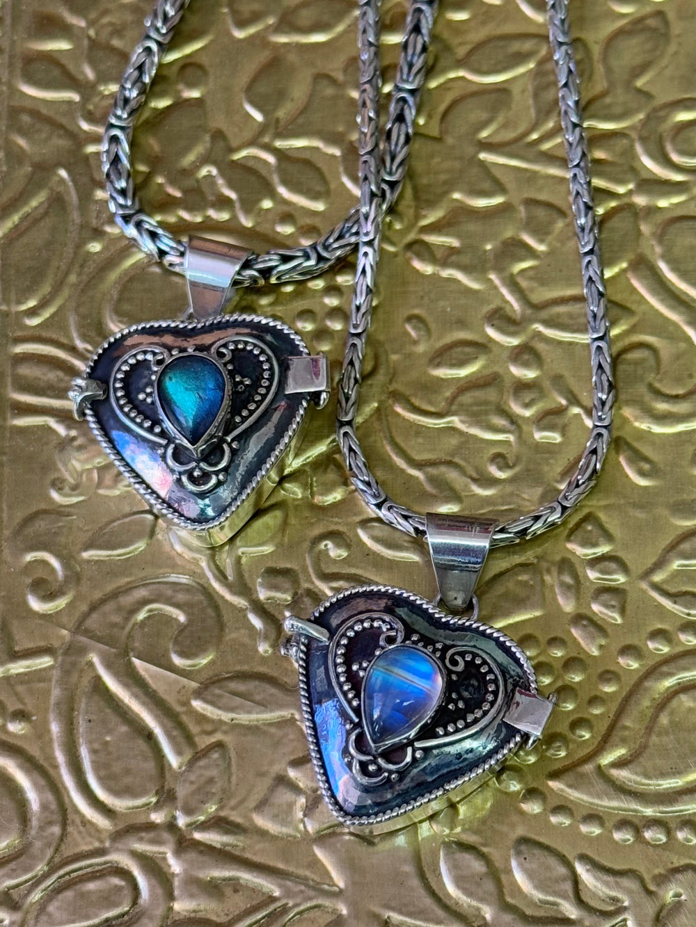 Labradorite Heart Locket Pendant - Floating Lotus