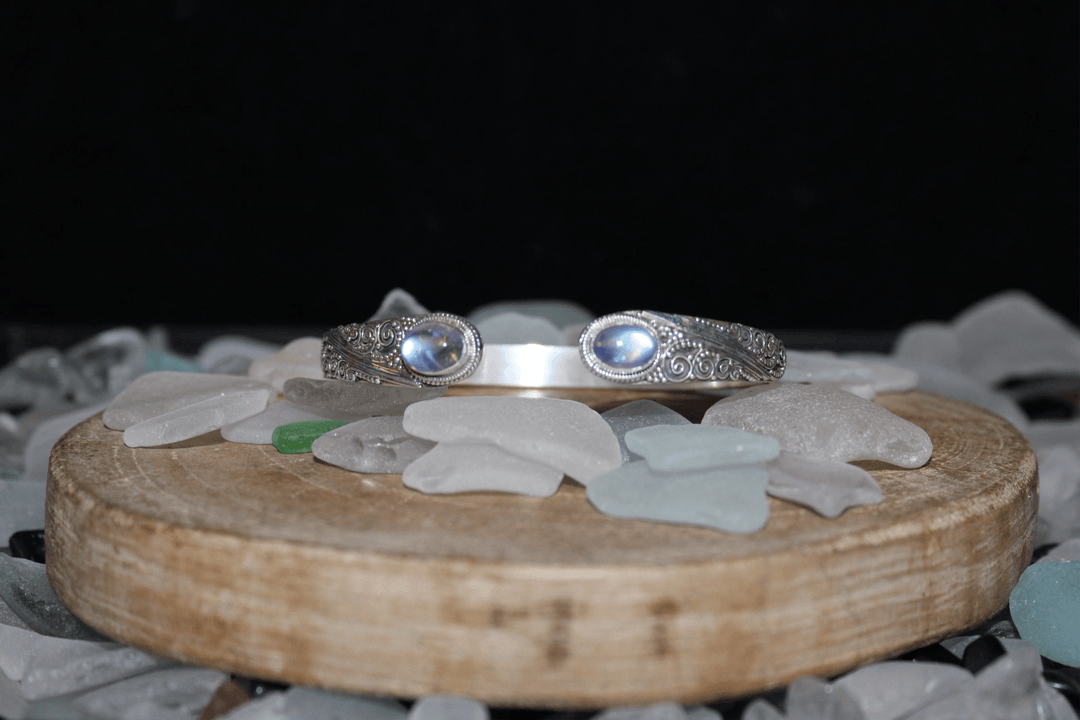 Moonstone Bracelet - Floating Lotus