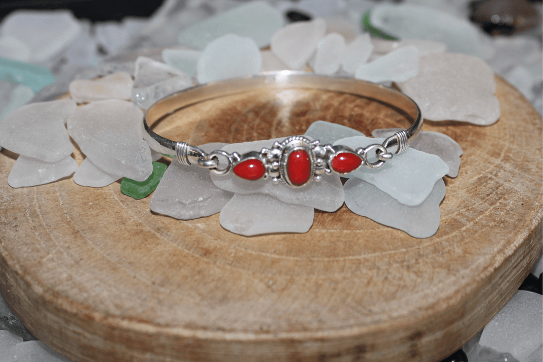 Mountain Coral Bracelet - Floating Lotus