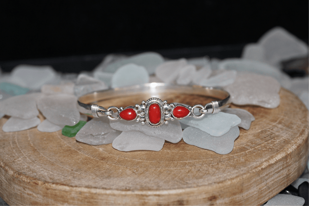 Mountain Coral Bracelet - Floating Lotus