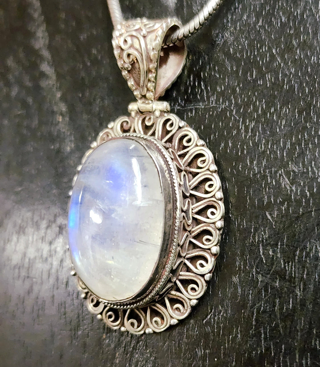 Oval Moonstone Pendant - Floating Lotus