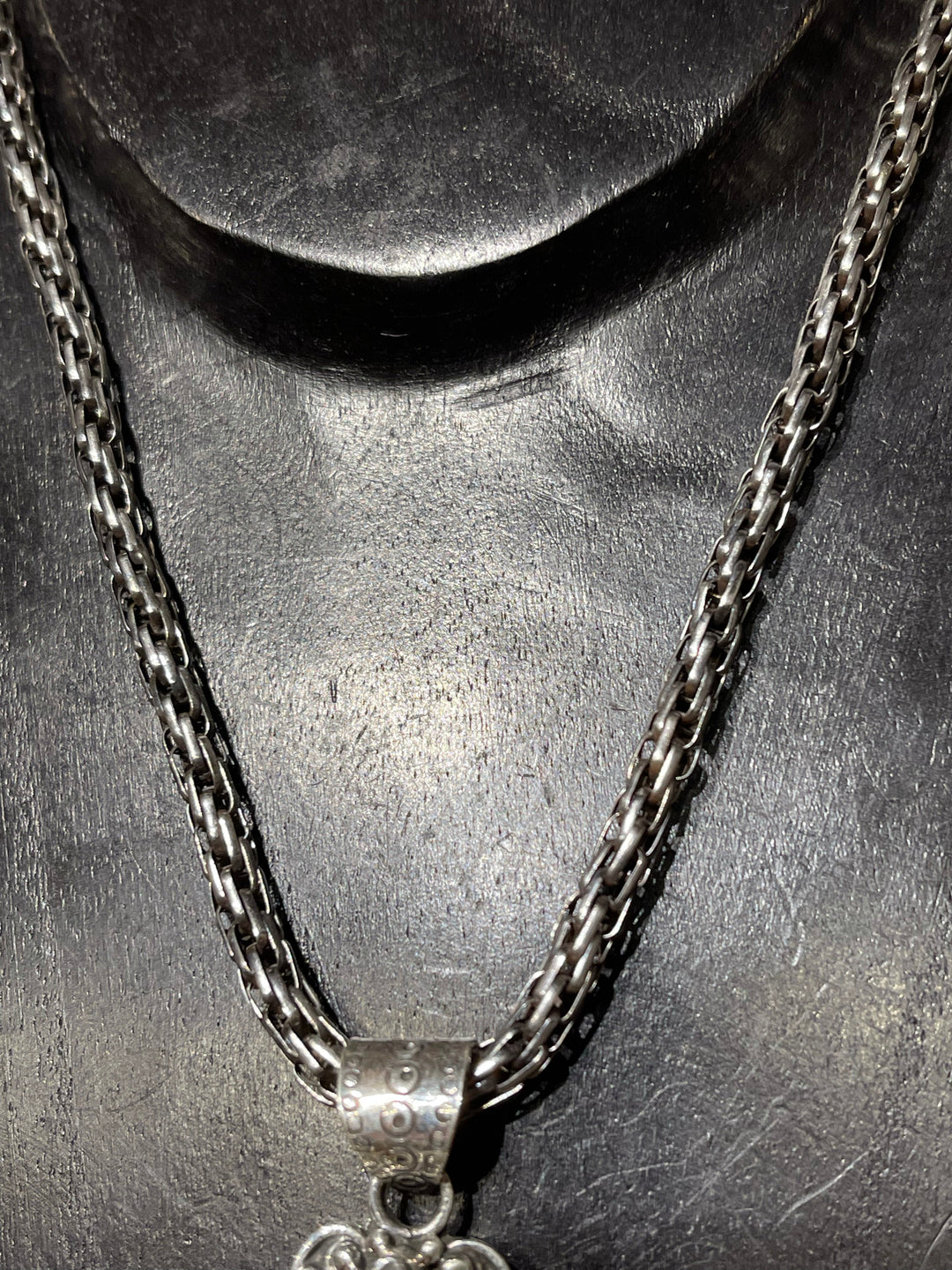 Thick Sterling Silver Chain - Floating Lotus