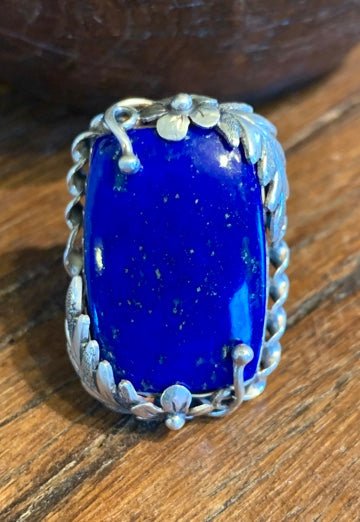 Flower of Wisdom Lapis Ring - Floating Lotus