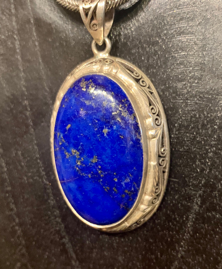 Regal Lapis Pendant - Floating Lotus