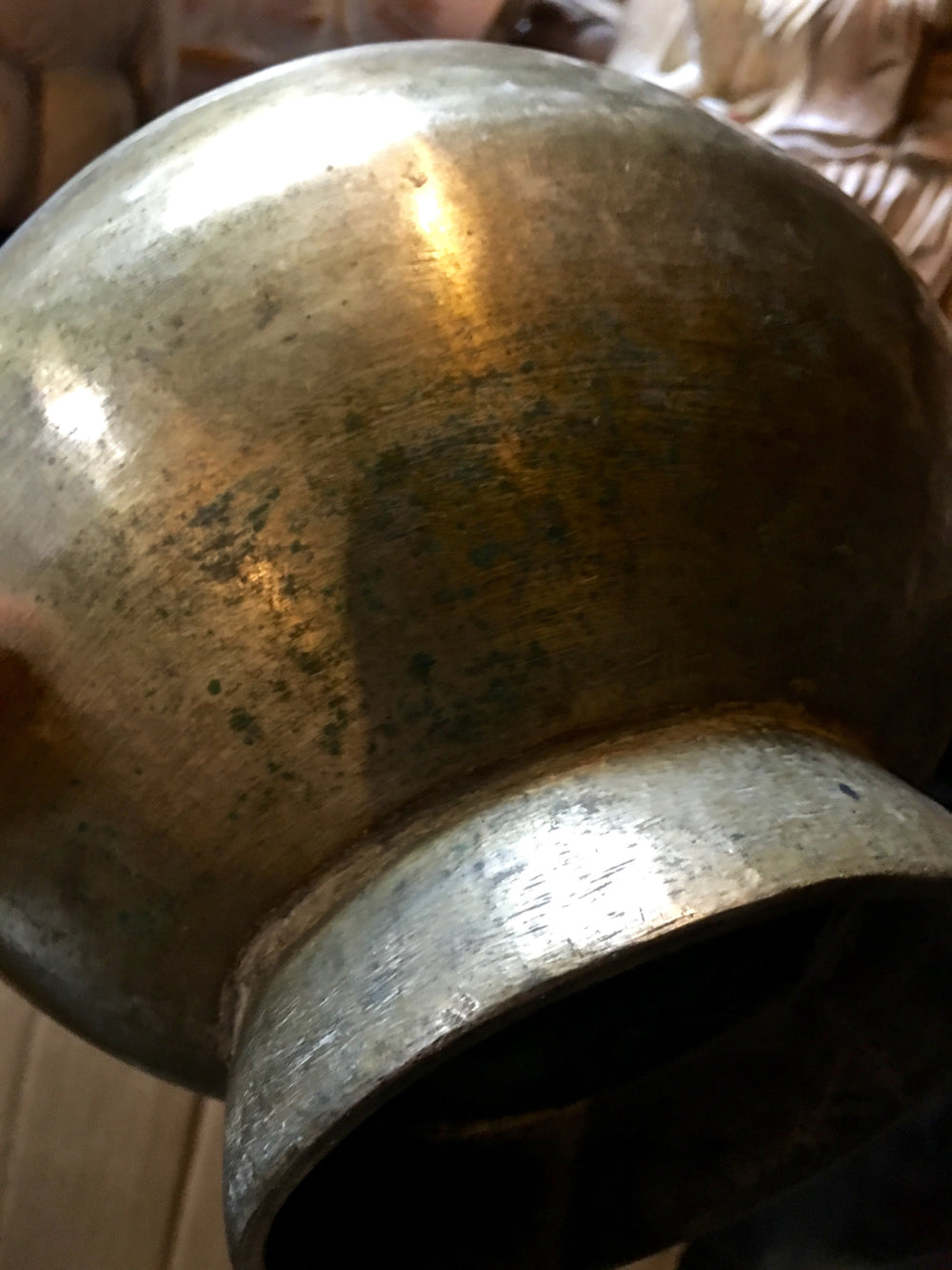 Antique Tibetan Singing Bowl - Floating Lotus