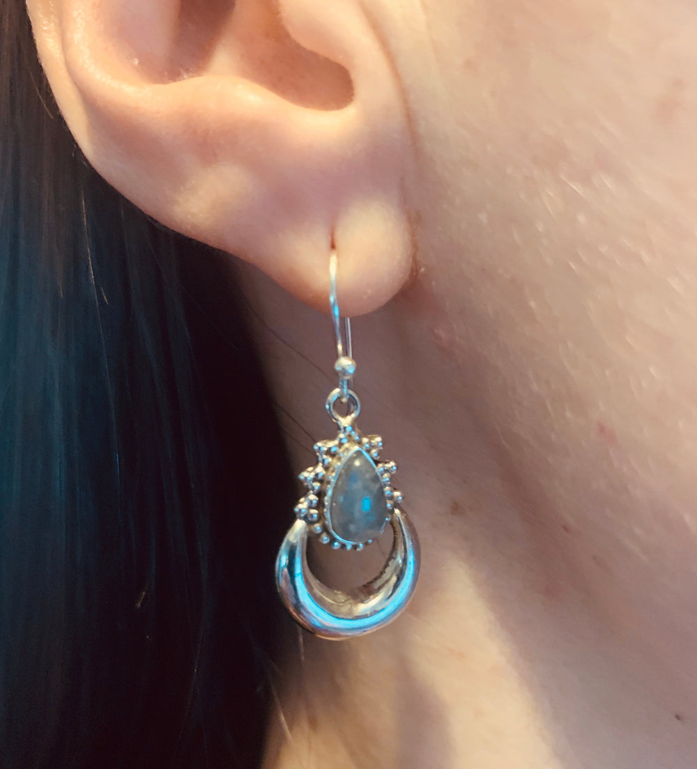 Delicate Black Onyx Earrings - Floating Lotus