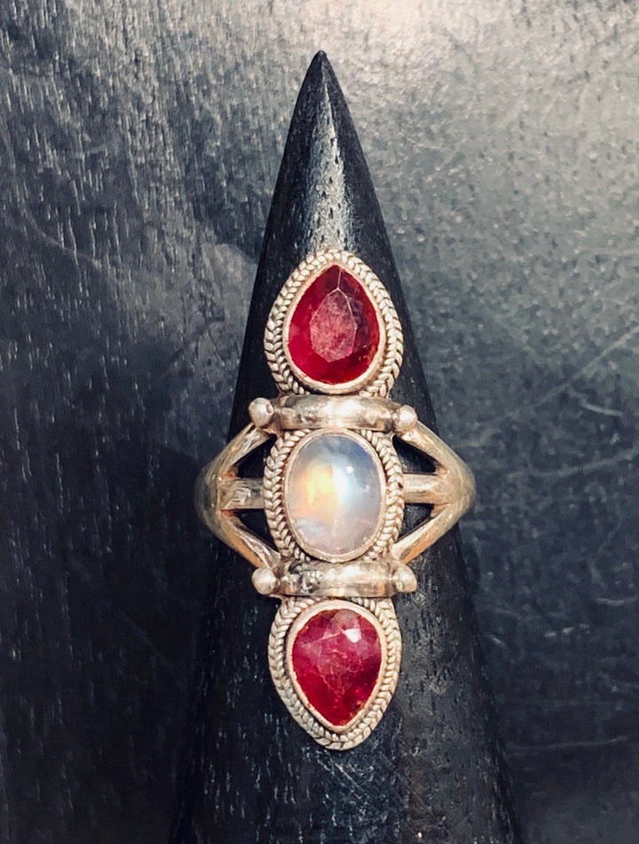 Lustrous Moonstone and Ruby Ring