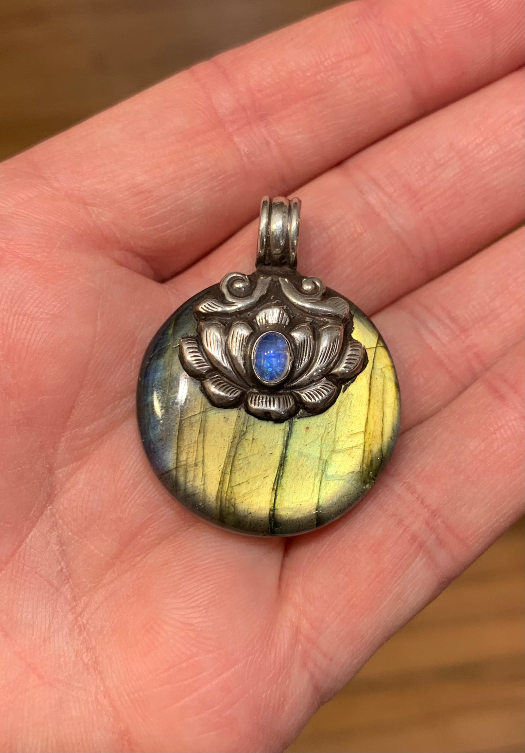 Labradorite Lotus Pendant